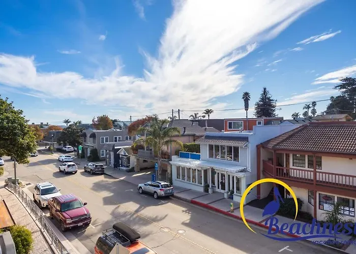 Capitola Sands