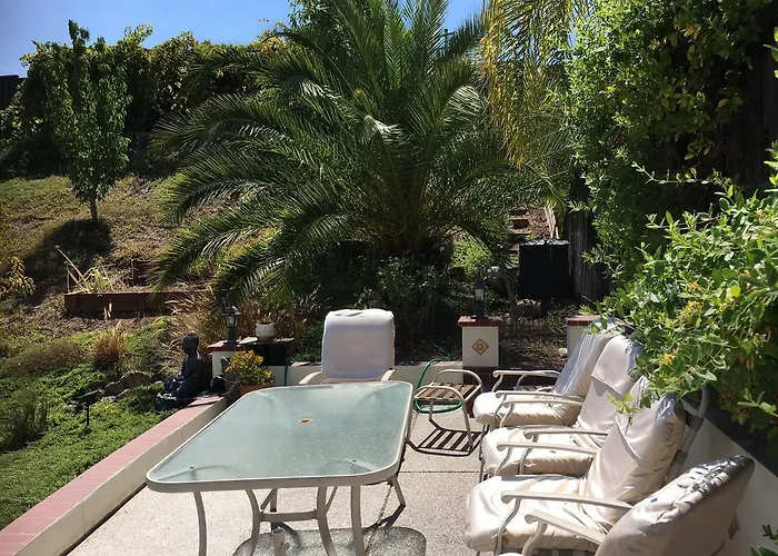 Beautiful Home In Quiet Area